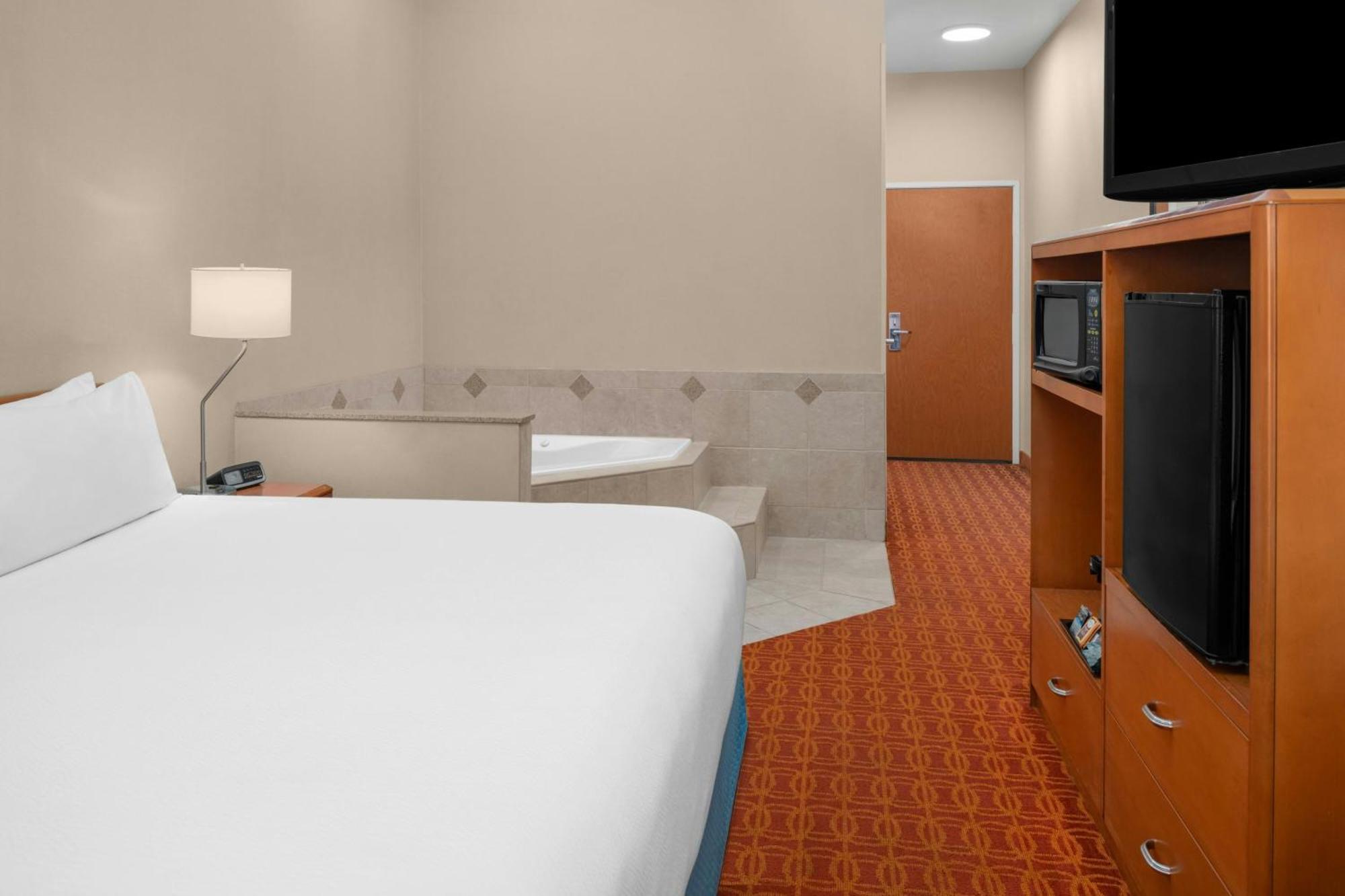 Fairfield Inn And Suites By Marriott Элк-Гров Экстерьер фото